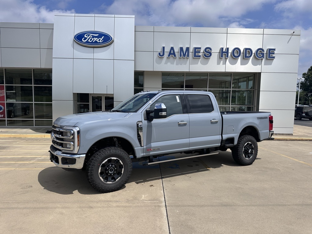 2025 Ford F-250 Super Duty King Ranch's photo