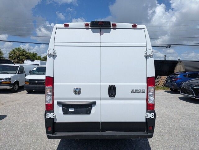 2023 Ram ProMaster 3500 photo 4