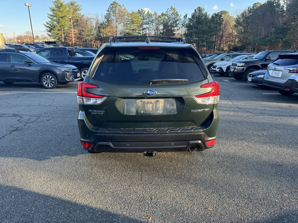 2022 Subaru Forester Limited photo 2