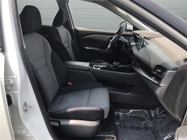 2023 Nissan Rogue SV photo 23
