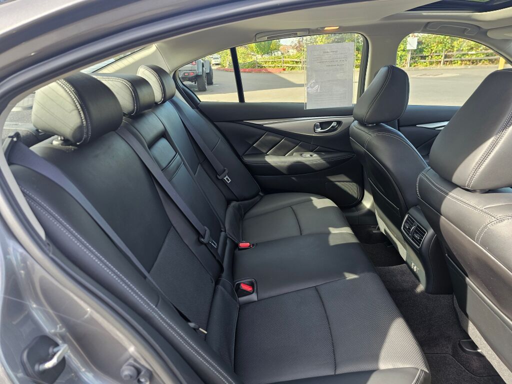 2024 Infiniti Q50 LUXE photo 15