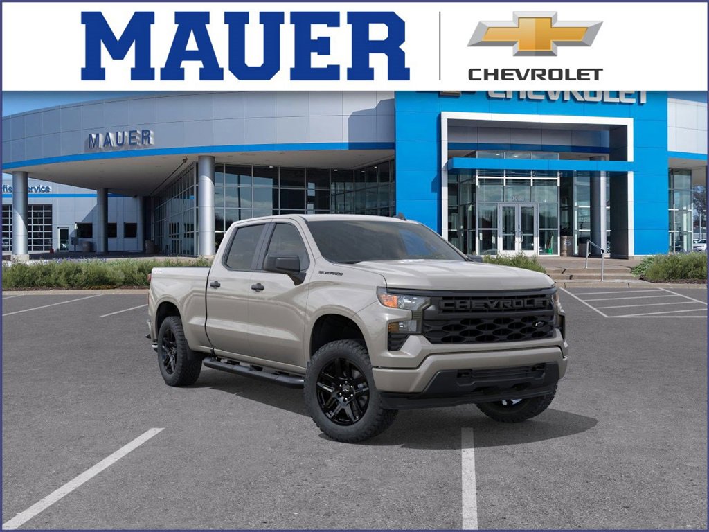 2026 Chevrolet Silverado Custom's photo