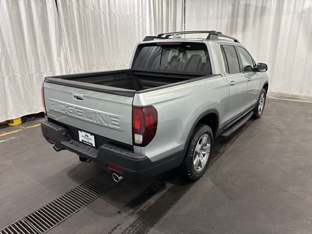 2025 Honda Ridgeline RTL photo 3