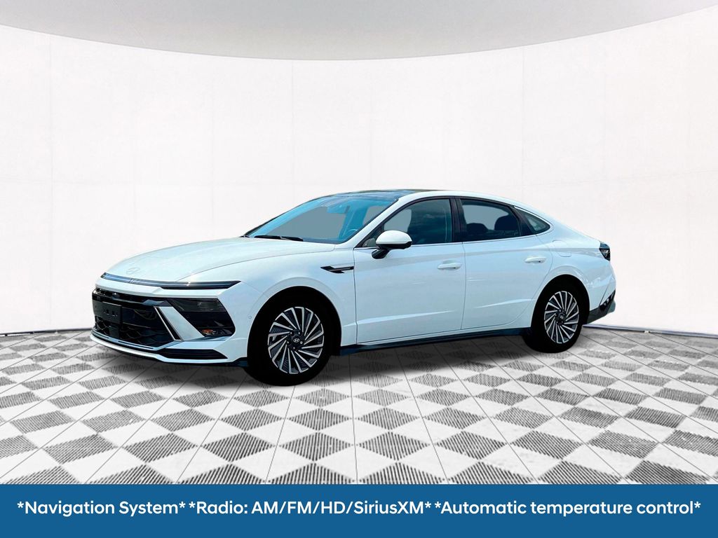 2025 Hyundai Sonata Hybrid Limited photo 2