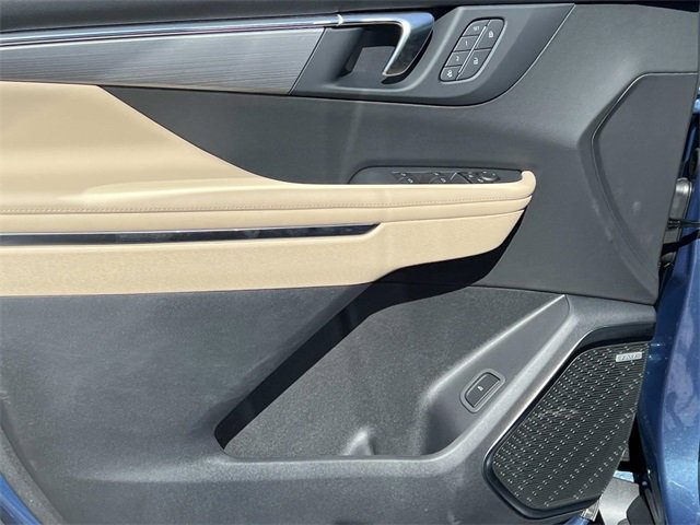 2026 Buick Enclave Preferred photo 13