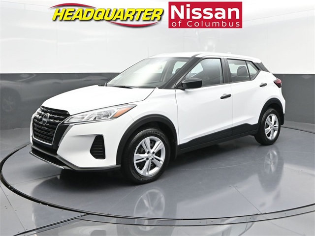 2025 Nissan KICKS PLAY Base's photo