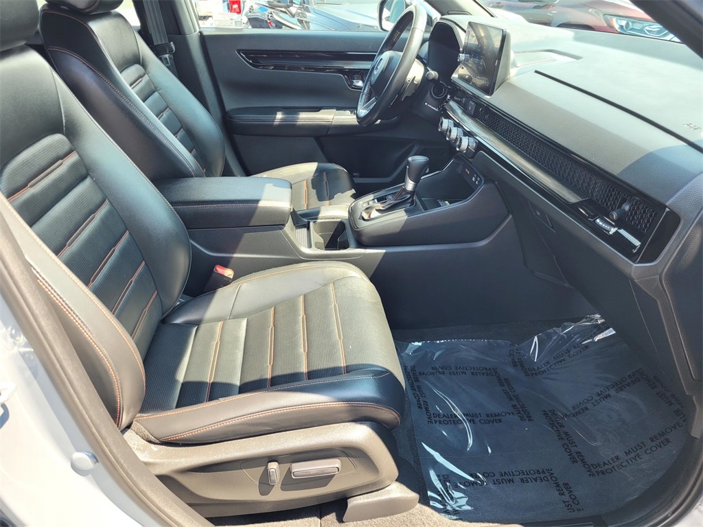 2025 Honda CR-V Hybrid Sport Touring photo 17