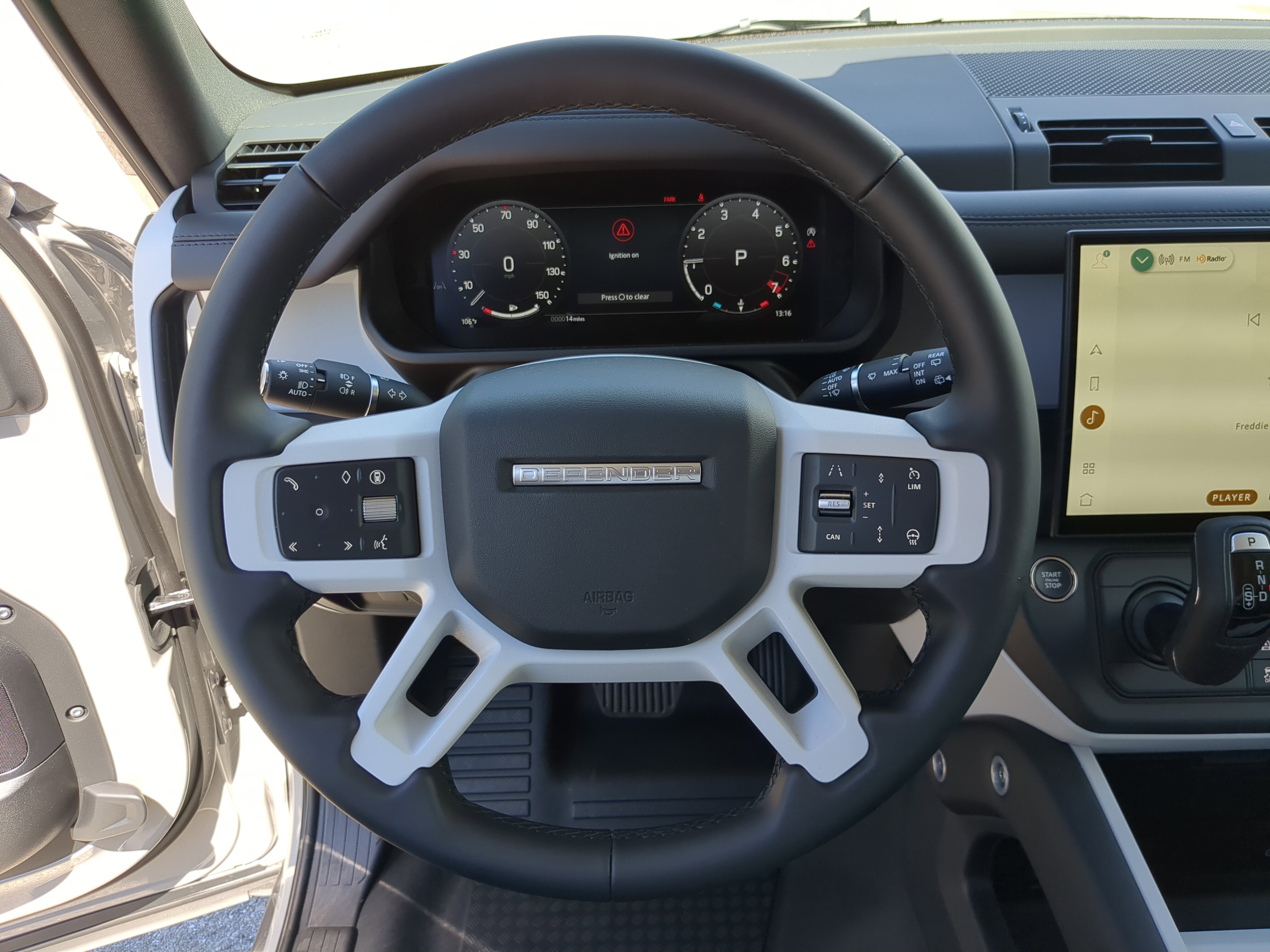 2026 Land Rover Defender 110 S photo 10