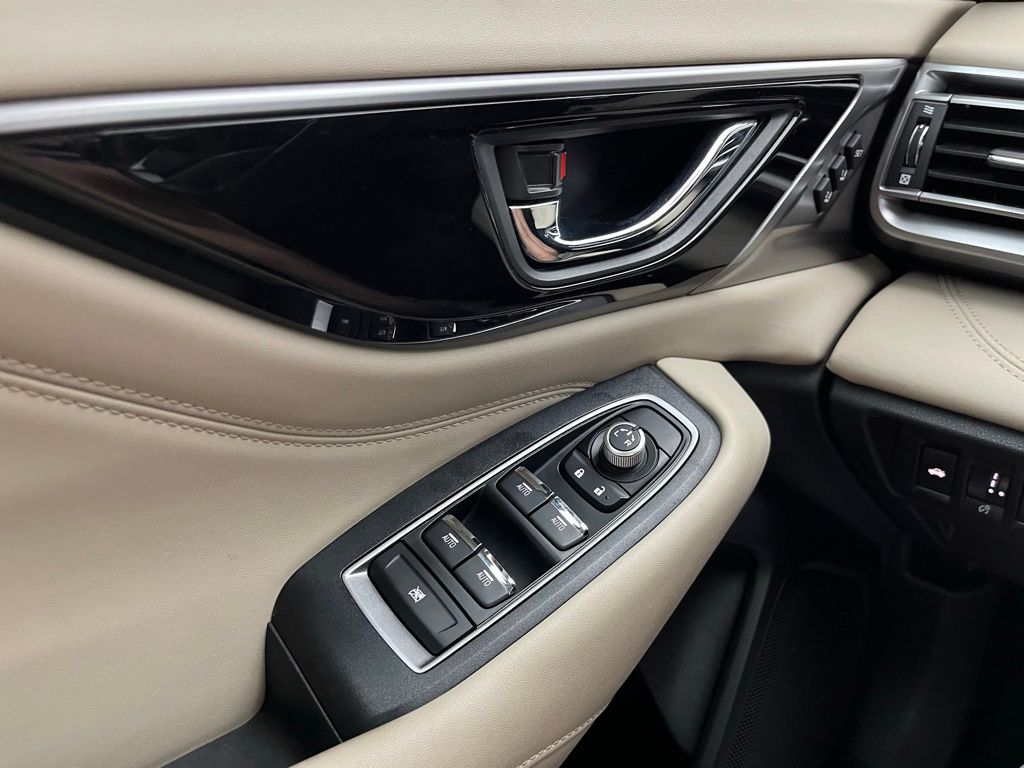 2023 Subaru Legacy Limited photo 24