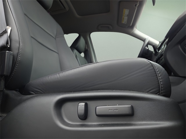 2022 Honda Pilot Touring photo 16