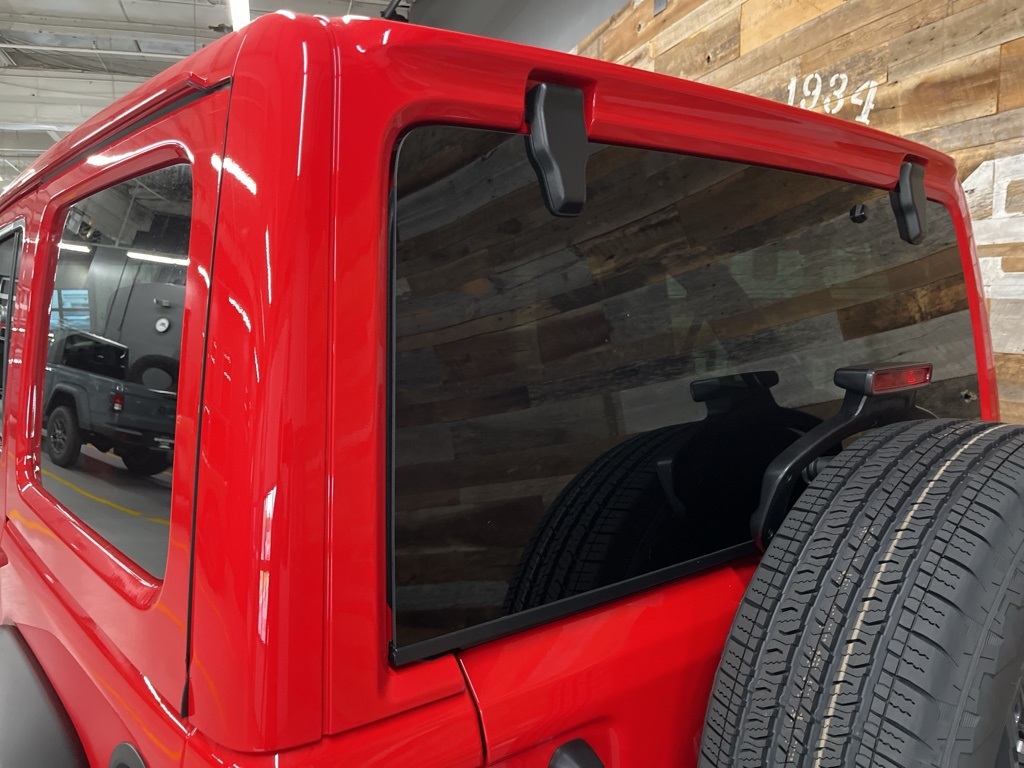 2025 Jeep Wrangler Sport S photo 4