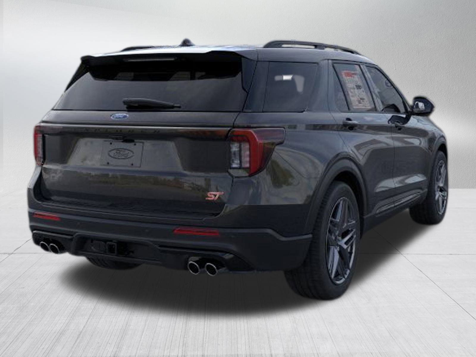 2025 Ford Explorer ST photo 8