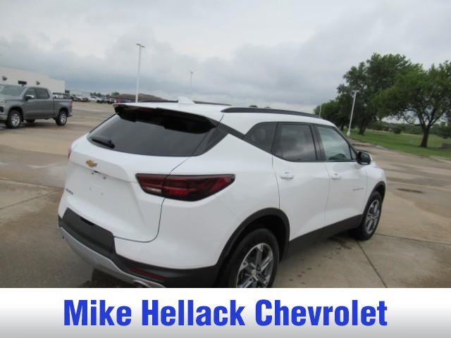 2023 Chevrolet Blazer 2LT photo 6