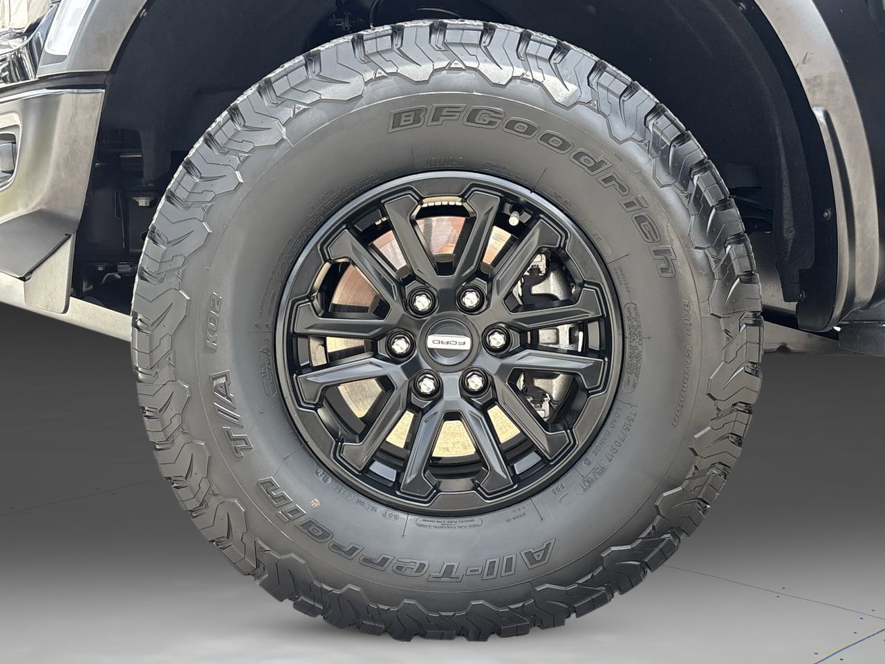 2024 Ford F-150 Raptor photo 32