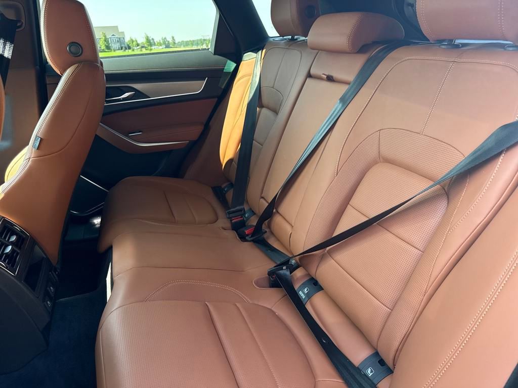 2026 Jaguar F-PACE P250 R-Dynamic S photo 12