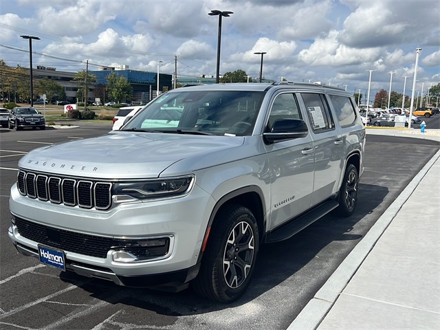 2023 Jeep Wagoneer L Series III photo 4