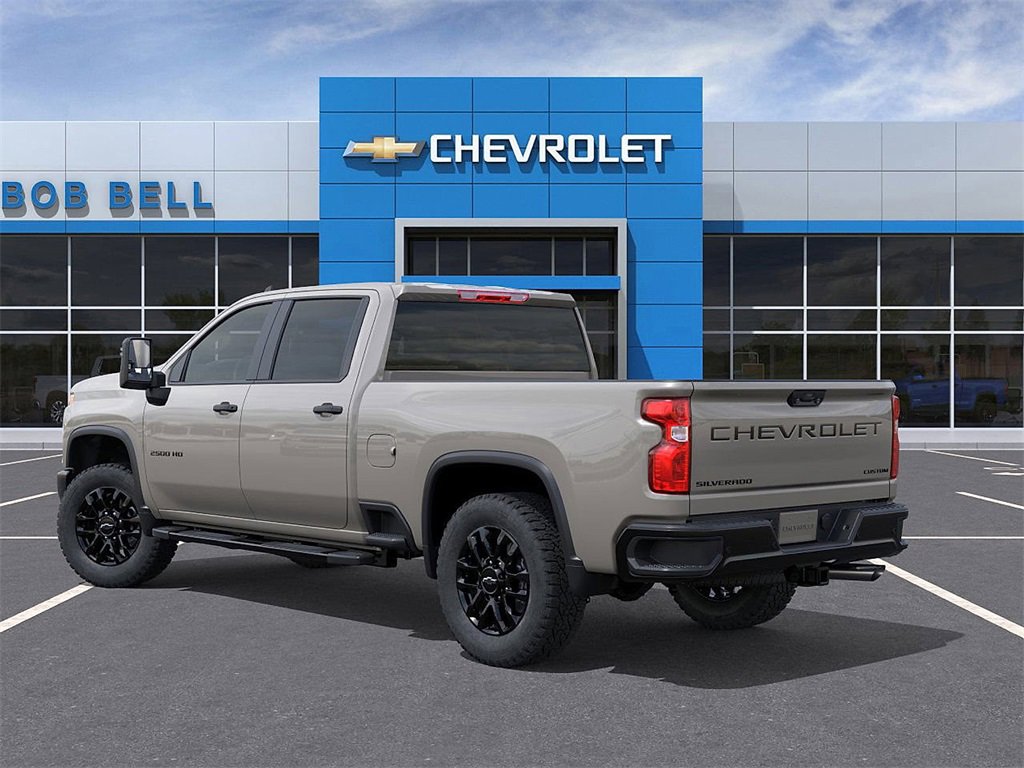 2026 Chevrolet Silverado 2500HD Custom photo 3