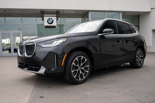 2025 BMW X3 30's photo