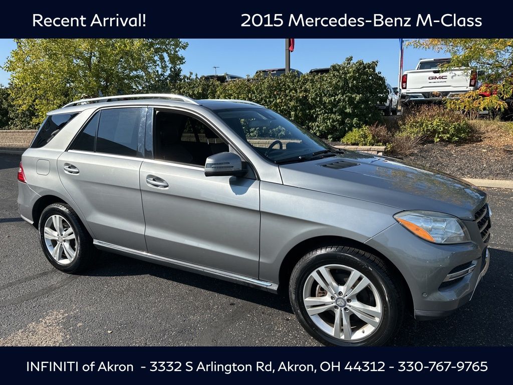 2015 Mercedes Benz ML 350 4MATIC photo 17