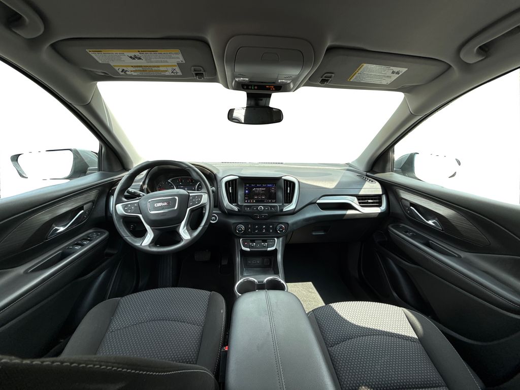 2023 Gmc Terrain SLE photo 16