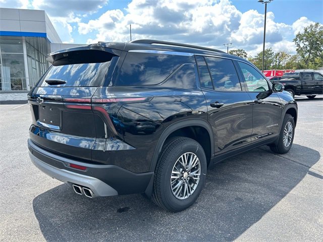 2026 Chevrolet Traverse photo 4