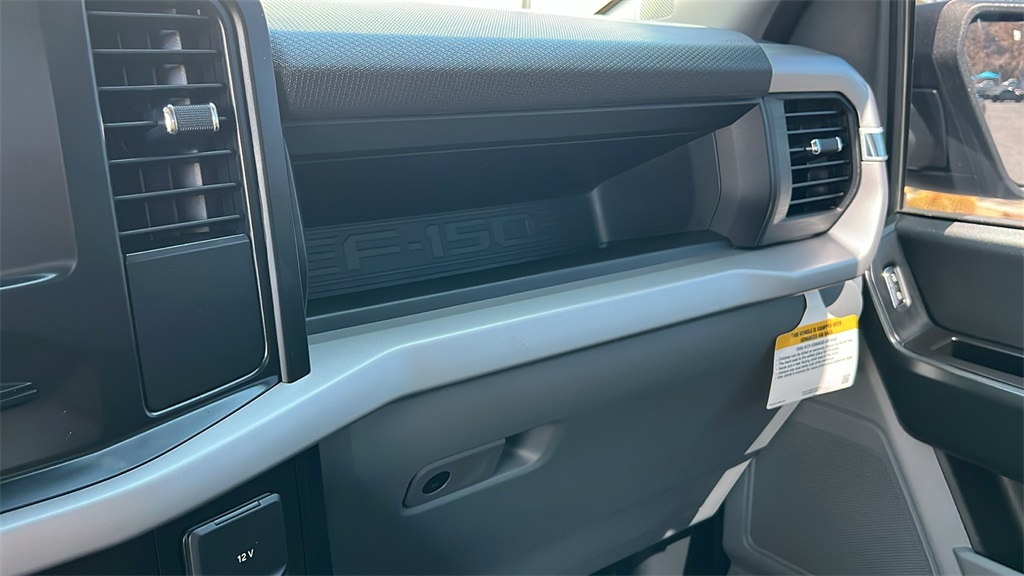 2023 Ford F-150 XL photo 13