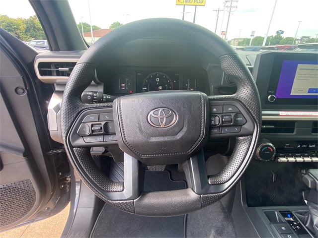 2025 Toyota Tacoma SR5 4x4 Double Cab photo 18