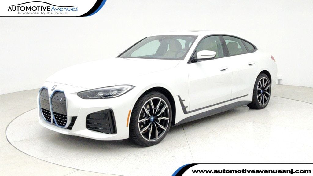 2022 BMW i4 Base's photo