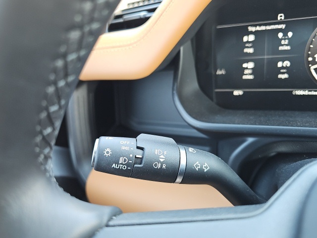2024 Land Rover Defender 110 photo 38