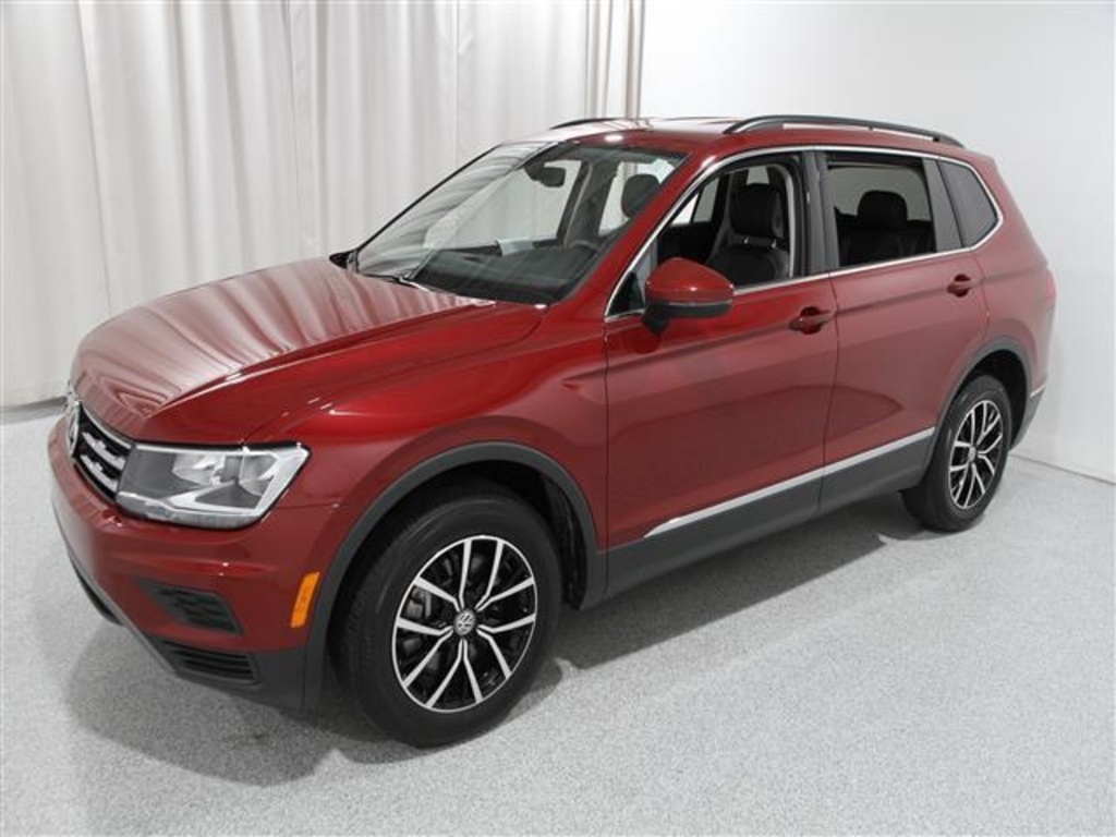 2021 Volkswagen Tiguan SE photo 3