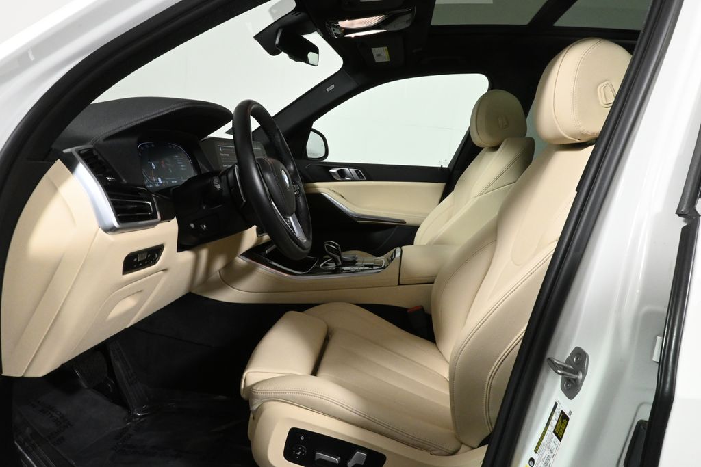 2022 Bmw X5 xDrive40i photo 2