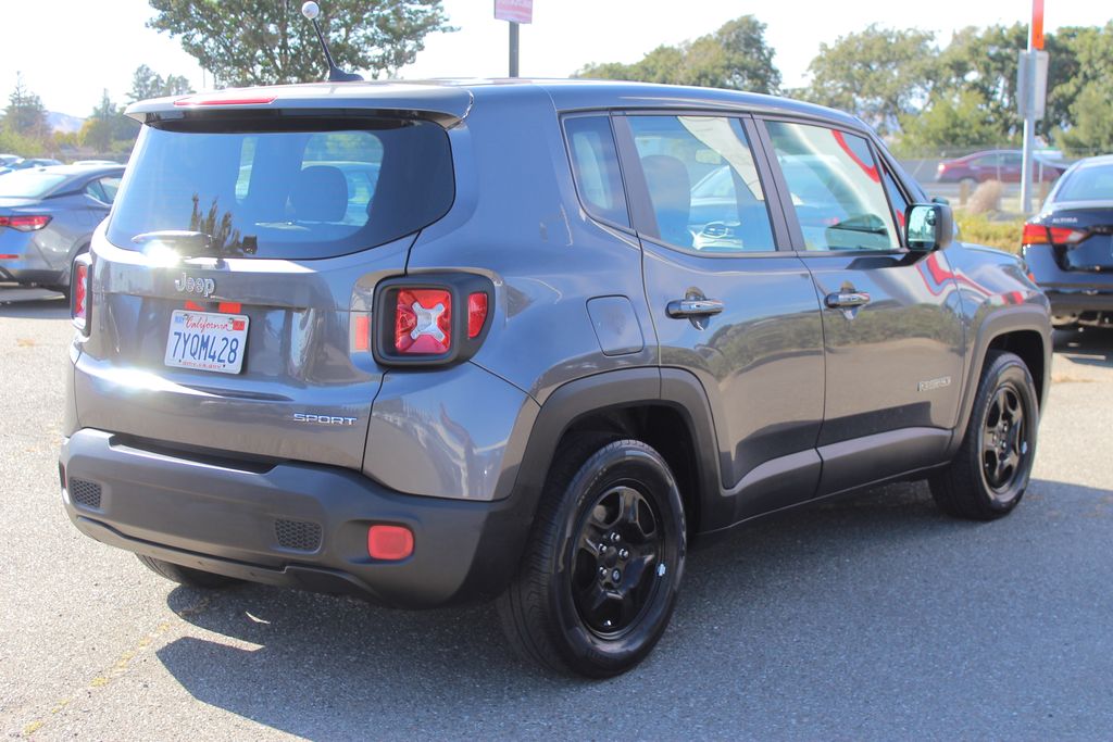 2017 Jeep Renegade Sport photo 6
