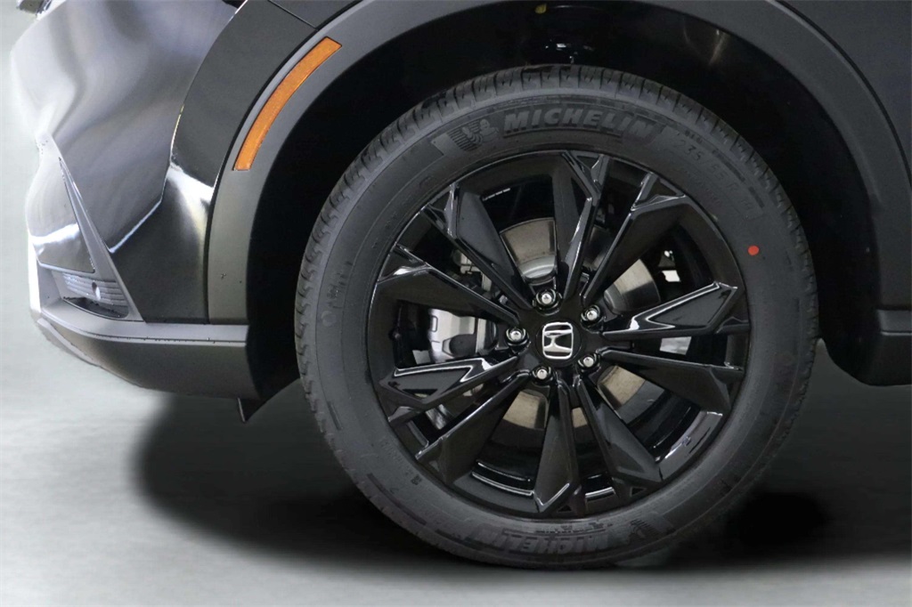 2026 Honda CR-V Hybrid Sport Touring photo 3