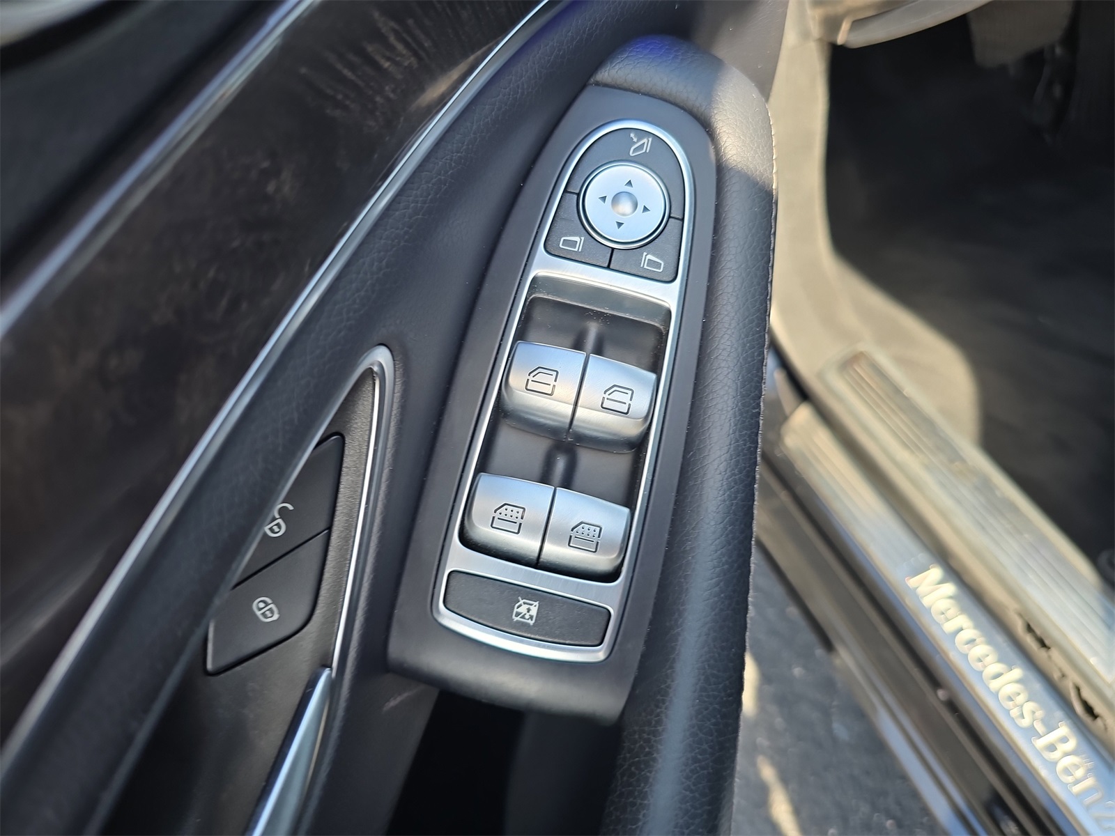 2018 Mercedes Benz S 450 photo 13