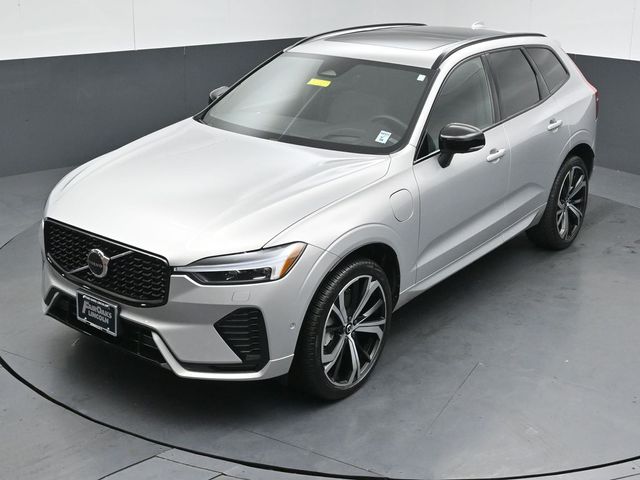 2022 VOLVO XC60 - Image 48
