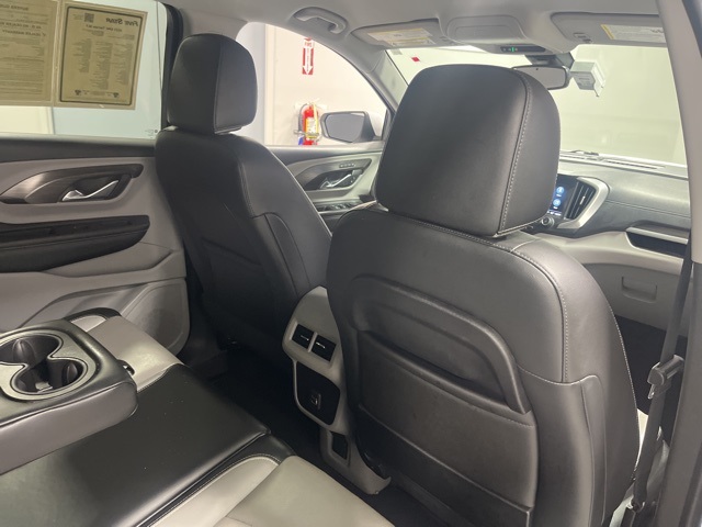 2022 Gmc Terrain SLT photo 26