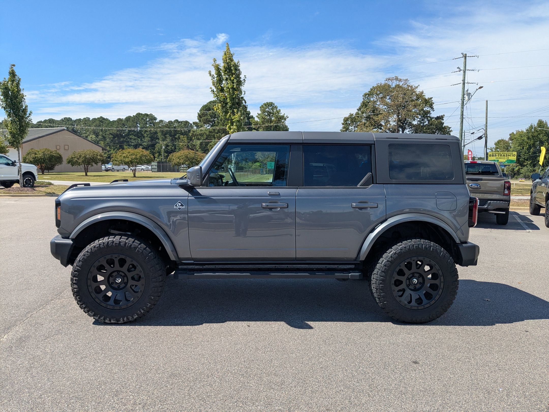 2023 Ford Bronco Outer Banks photo 10