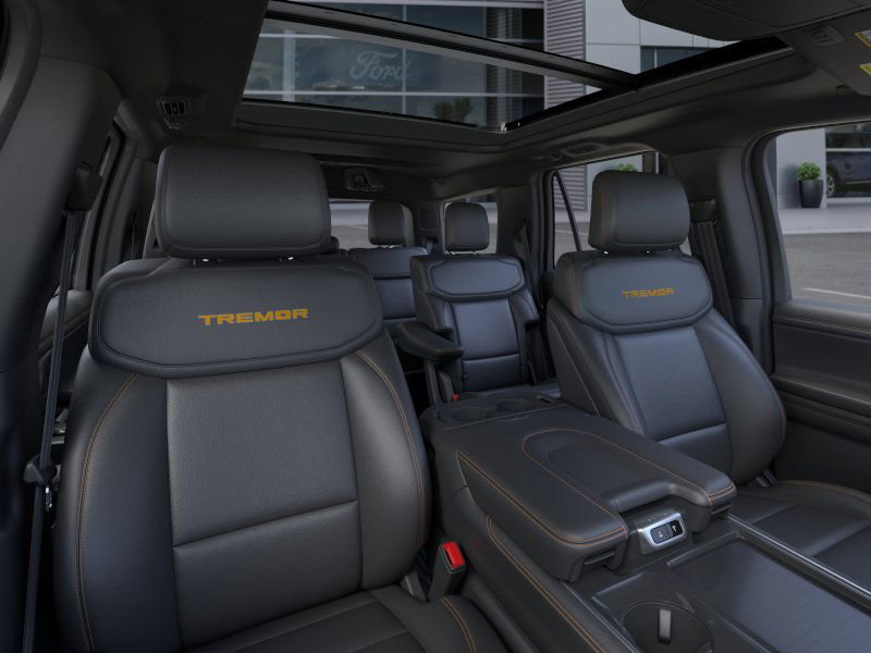 2025 Ford Expedition photo 9