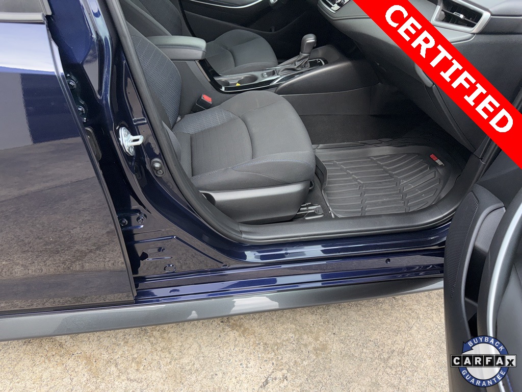 2021 Toyota Corolla SE photo 2