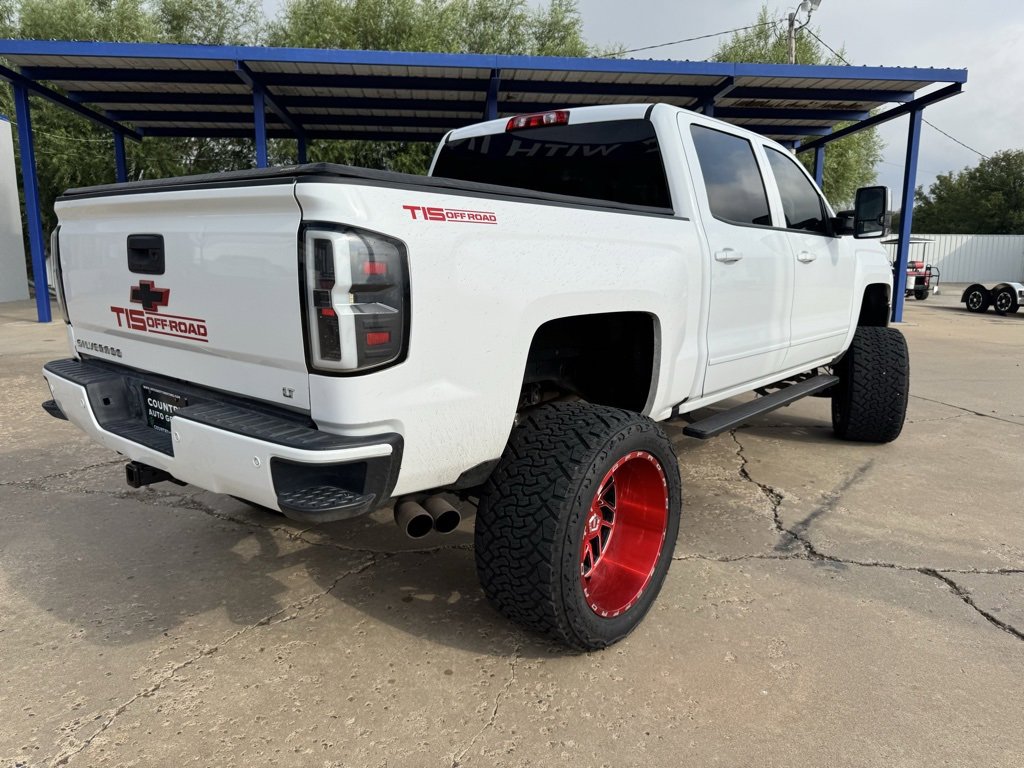 2018 Chevrolet Silverado 1500 LT photo 3