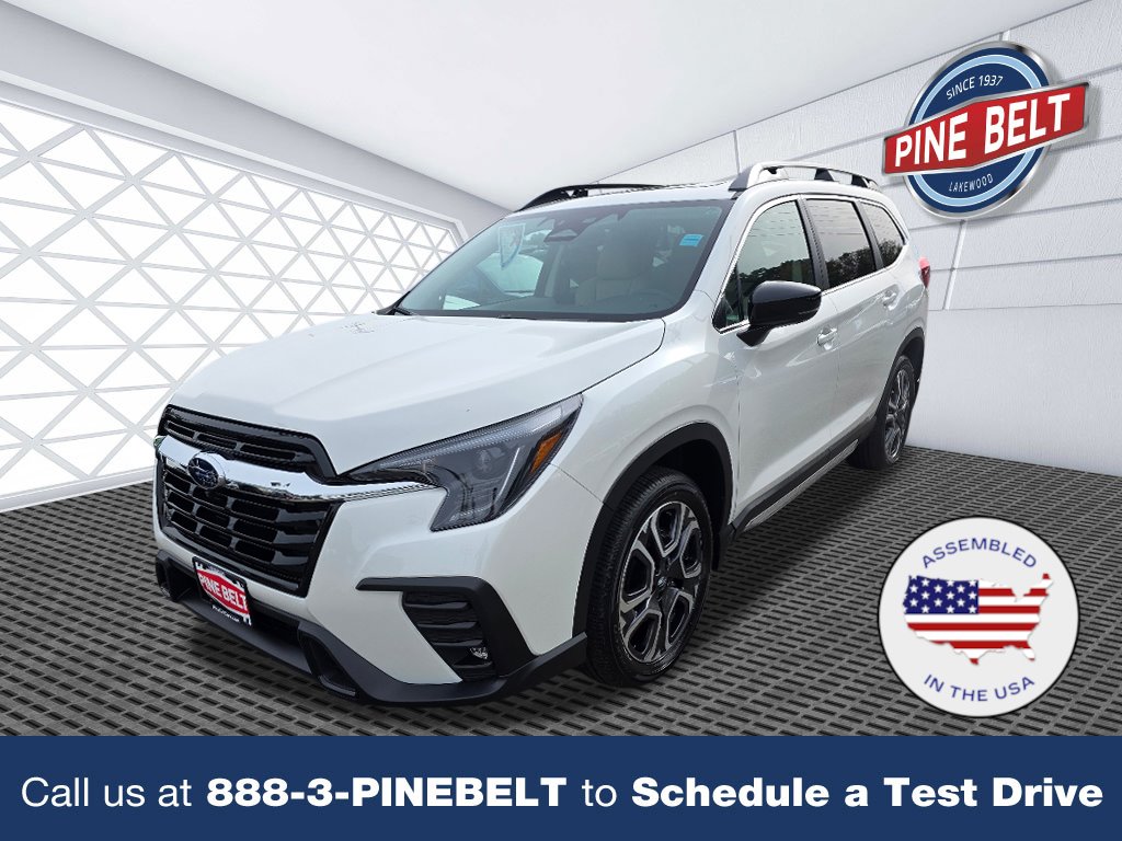 2025 Subaru Ascent Limited's photo