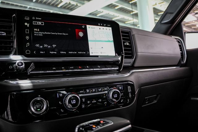 2022 Gmc Sierra 1500 SLT photo 11