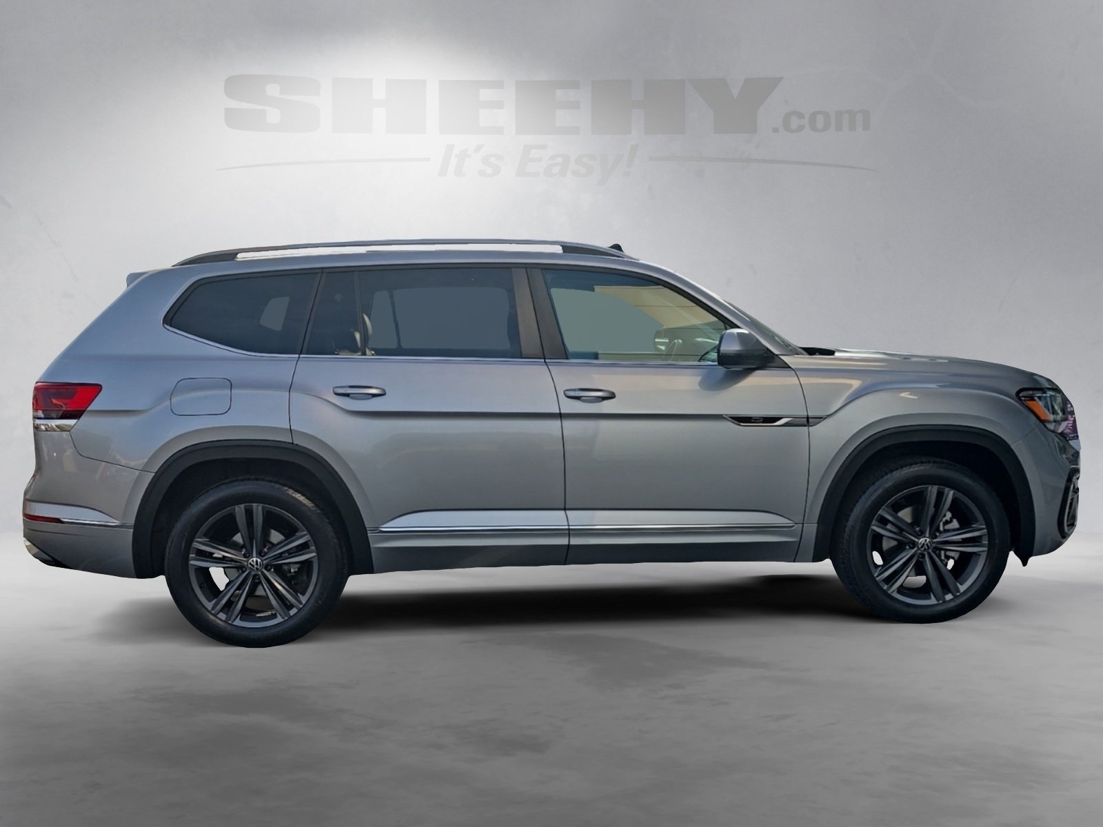 2022 Volkswagen Atlas V6 SEL R-Line photo 15