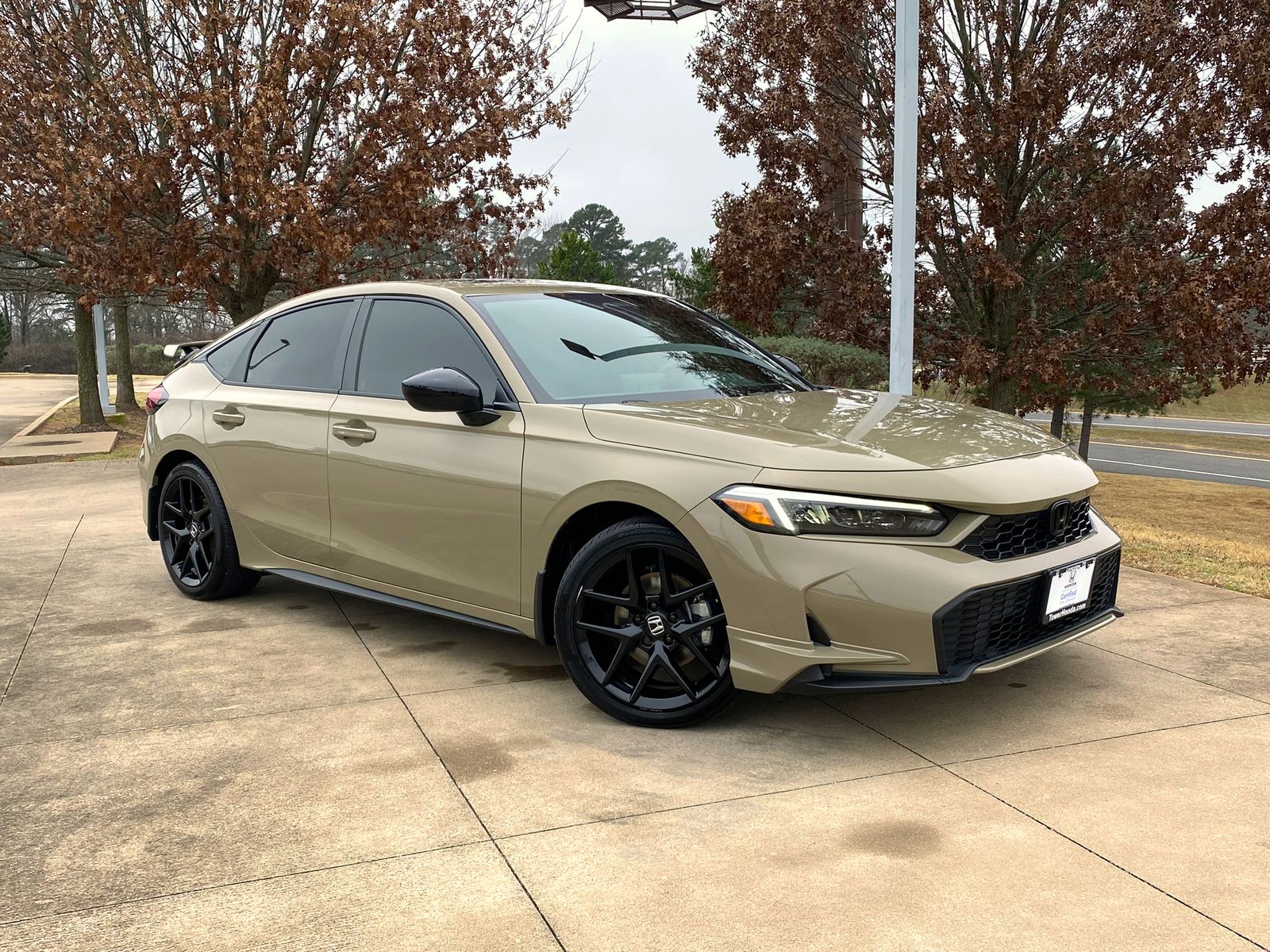 2025 Honda Civic Hatchback Sport's photo