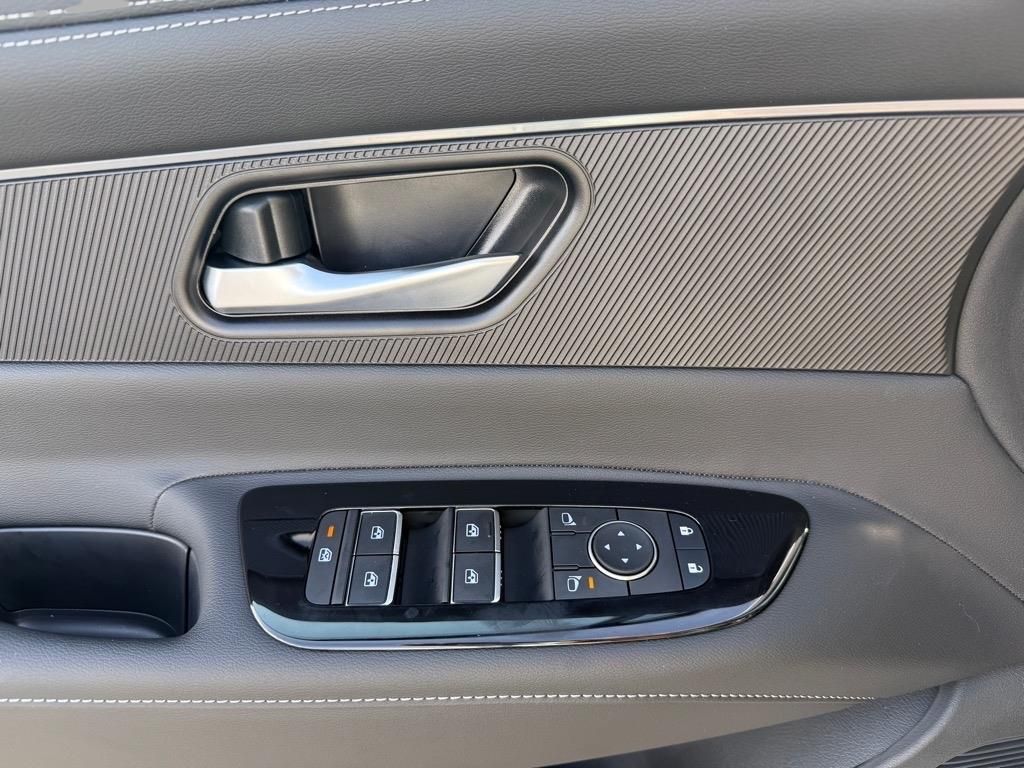 2025 Nissan Murano SV photo 9