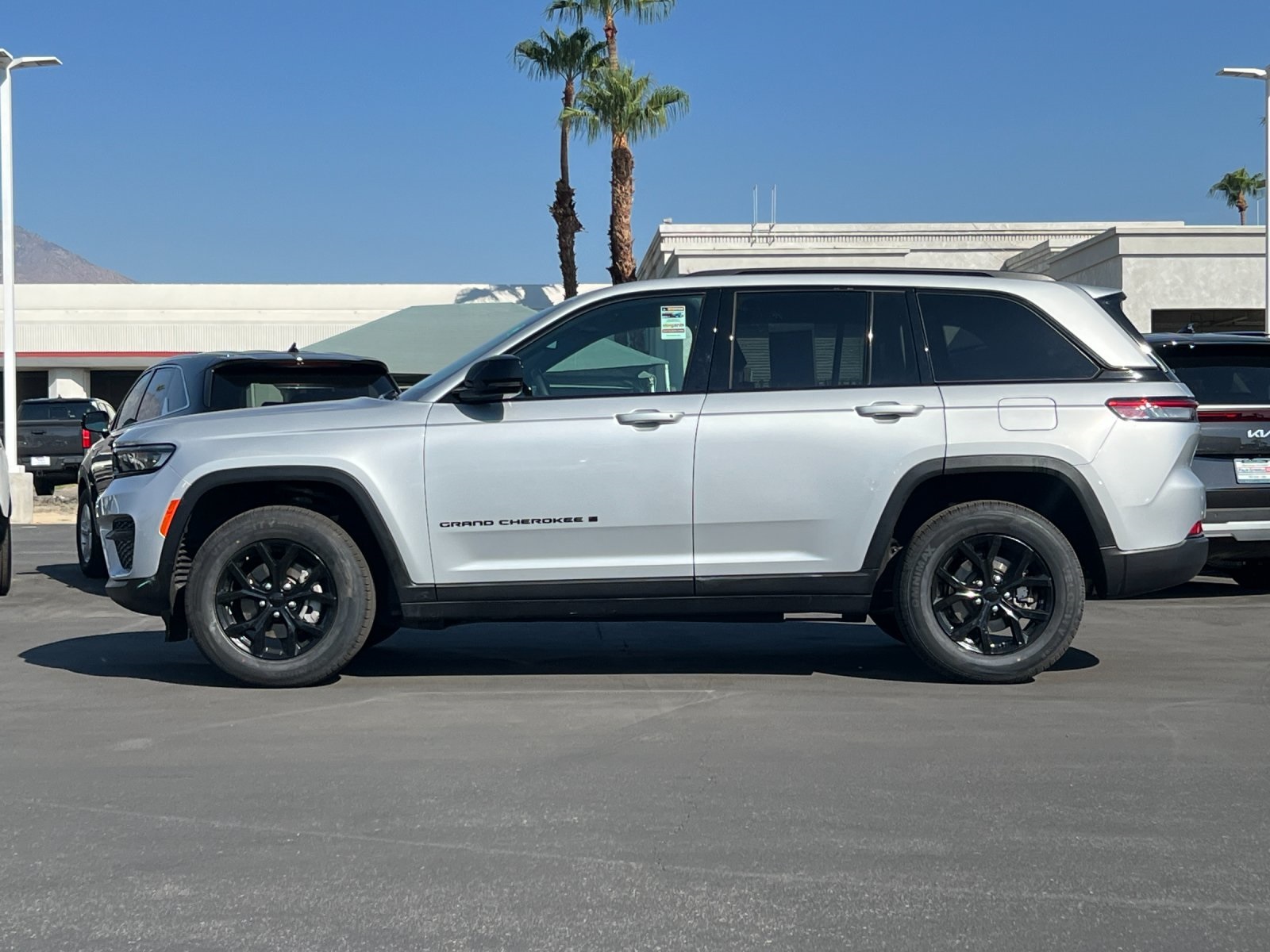2024 Jeep Grand Cherokee Altitude X photo 6