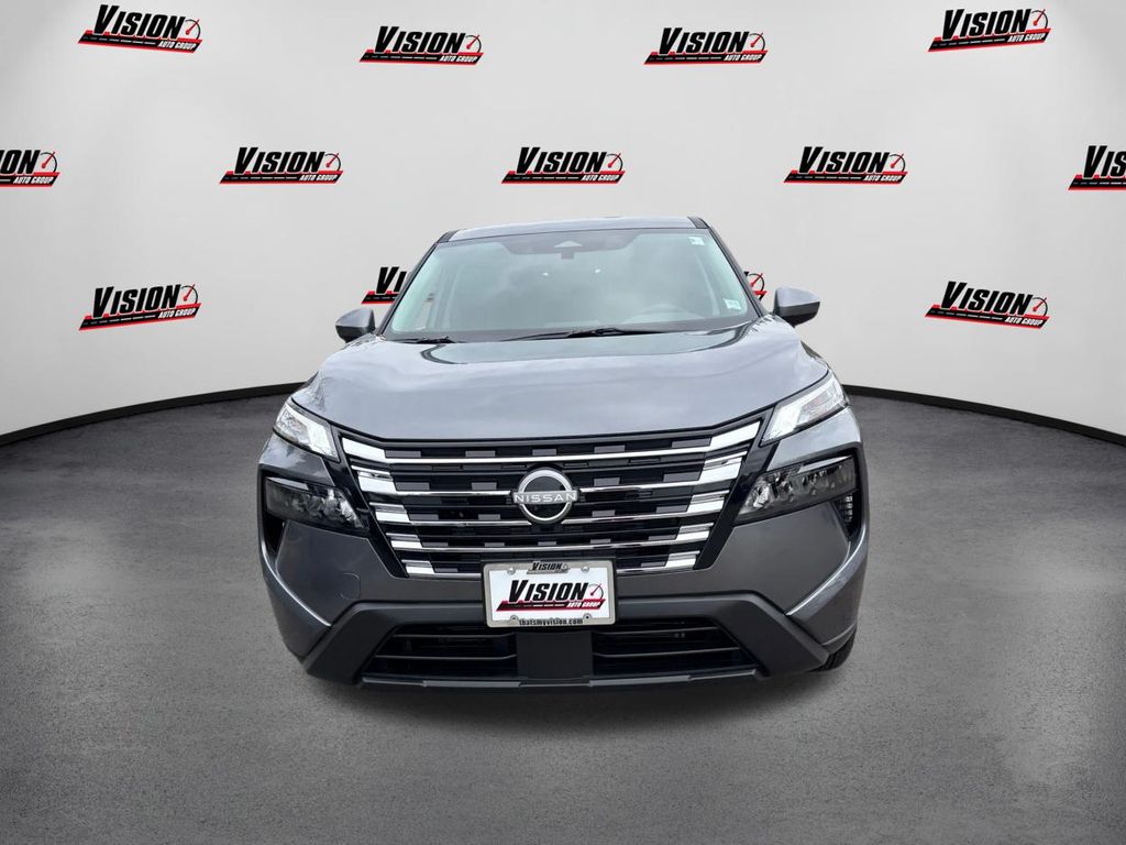 2026 Nissan Rogue SV photo 2