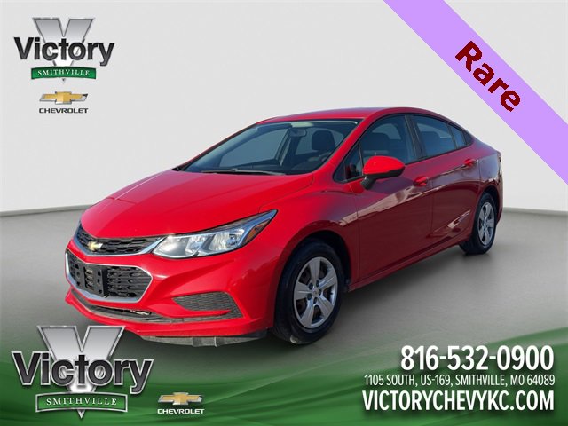 2018 Chevrolet Cruze LS's photo