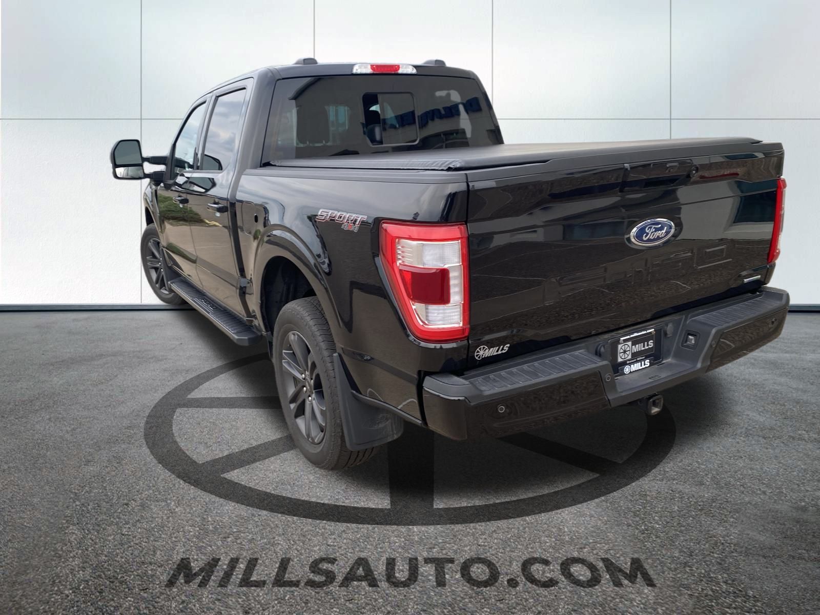 2023 Ford F-150 Lariat photo 3