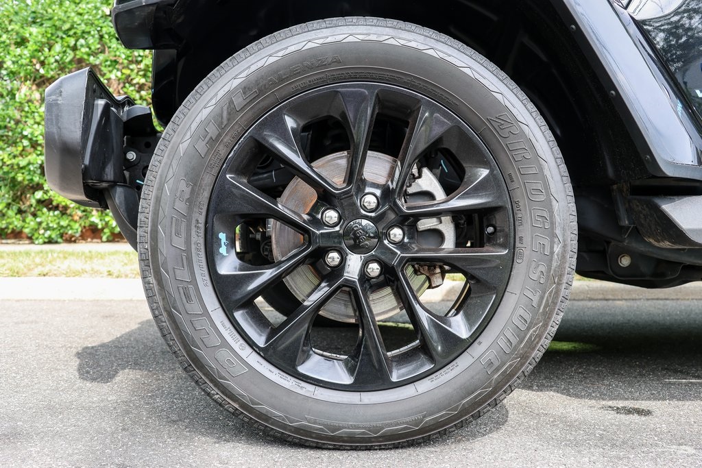 2023 Jeep Wrangler Sahara 4xe photo 12